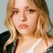 Maisy Stella