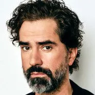 Hamish Linklater