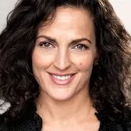 Nicole Ansari-Cox